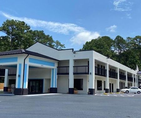 Speedway Inn & Suites Griffin Exterior photo